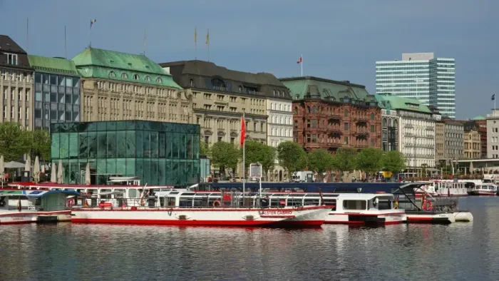 Framed Print : Jungfernstieg at Binnenalster, Hamburg, Germany, Europe Framed Print : Jungfernstieg at Binnenalster, Hamburg, Germany, Europe