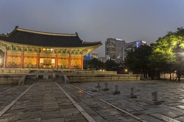 Junghwa-jeon (Throne Hall), Deoksugung Palace, traditional Korean building, illuminated at dusk