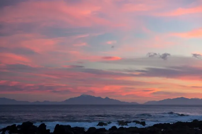 Framed Print : Kaikoura Ranges in South Island at sunset from Wellington, North Island, New Zealand, Pacific Framed Print : Kaikoura Ranges in South Island at sunset from Wellington, North Island, New Zealand, Pacific