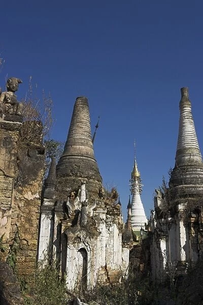 Kakku Buddhist Ruins, said to contain over two thousand brick and laterite stupas