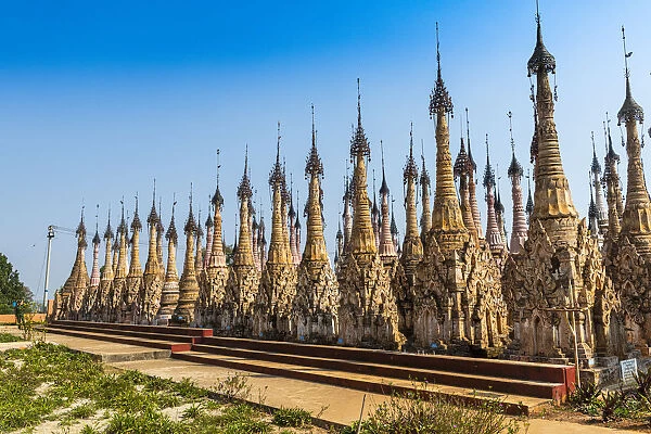 Kakkus pagoda with its 2500 stupas, Kakku, Shan state, Myanmar (Burma), Asia