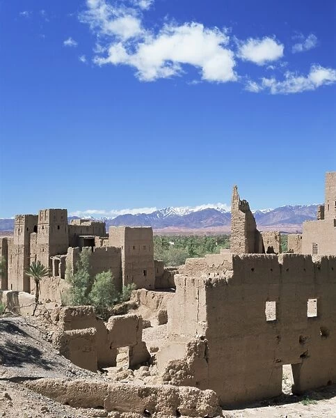 Kasbah, Valley du Dades and Atlas Mountains
