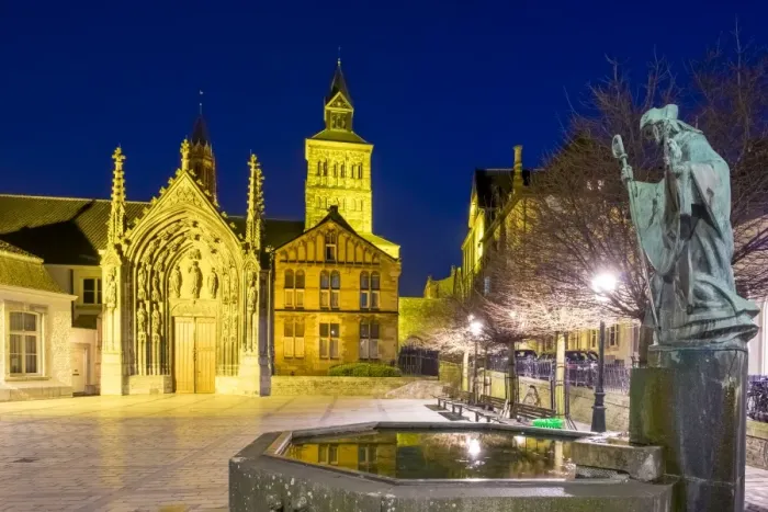 Framed Print : Keizer Karelplein (Keizer Karel Square) at night, Mstricht, Limburg, Netherlands Framed Print : Keizer Karelplein (Keizer Karel Square) at night, Mstricht, Limburg, Netherlands