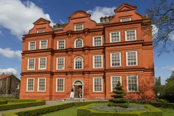 Framed Print : Kew Palace, London, England, United Kingdom, Europe Framed Print : Kew Palace, London, England, United Kingdom, Europe