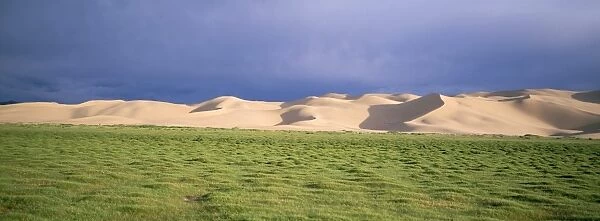 Khongryn dunes