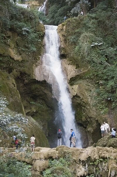 Khuang Si waterfall, near Luang Prabang, Laos, Indochina, Southeast Asia, Asia