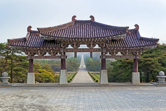 Framed Print : King Tongmyongs Mausoleum, Pyongyang, Democratic Peoples Republic of Korea (DPRK), North Korea, Asia