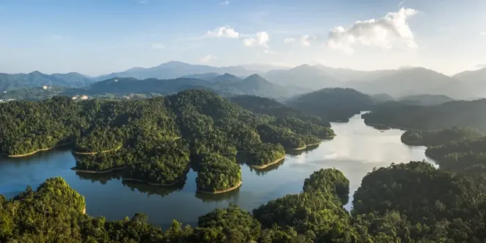 Framed Print : Kland Gate Dam Reservoir and rainforest at sunrise seen from Bukit Tabur Mountain