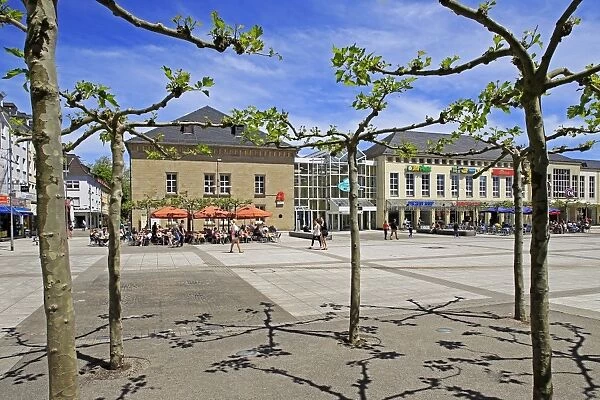 Kleiner Markt Square, Saarlouis, Saarland, Germany, Europe