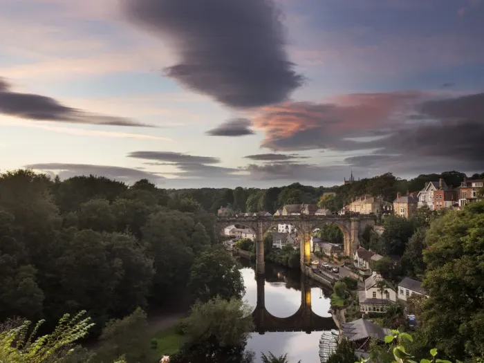 Framed Print : Knaresborough Viaduct at sunset, Knaresborough, Yorkshire, England, United Kingdom Framed Print : Knaresborough Viaduct at sunset, Knaresborough, Yorkshire, England, United Kingdom