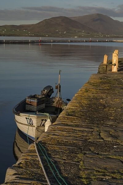 Knightstown Harbour, County Kerry, Munster, Republic of Ireland, Europe