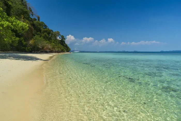 Framed Print : Ko Kradan tropical beach, Thailand, Southeast Asia, Asia Framed Print : Ko Kradan tropical beach, Thailand, Southeast Asia, Asia