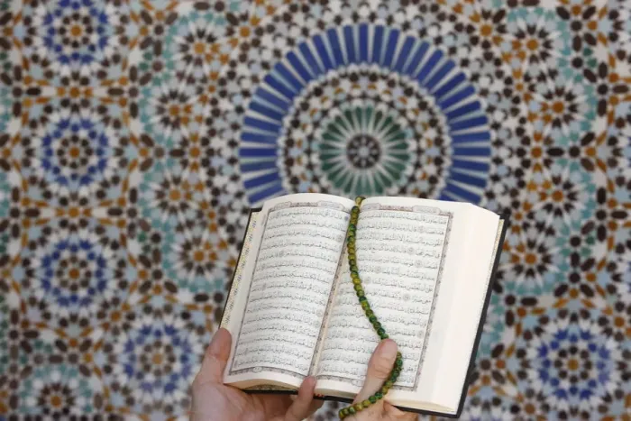 Framed Print : Koran reading, Paris, France, Europe