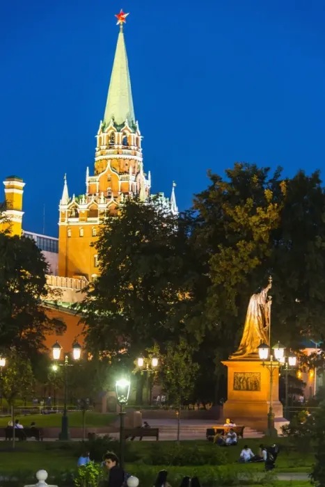 Framed Print : The Kremlin at Red Square, UNESCO World Heritage Site, Moscow, Russia, Europe Framed Print : The Kremlin at Red Square, UNESCO World Heritage Site, Moscow, Russia, Europe