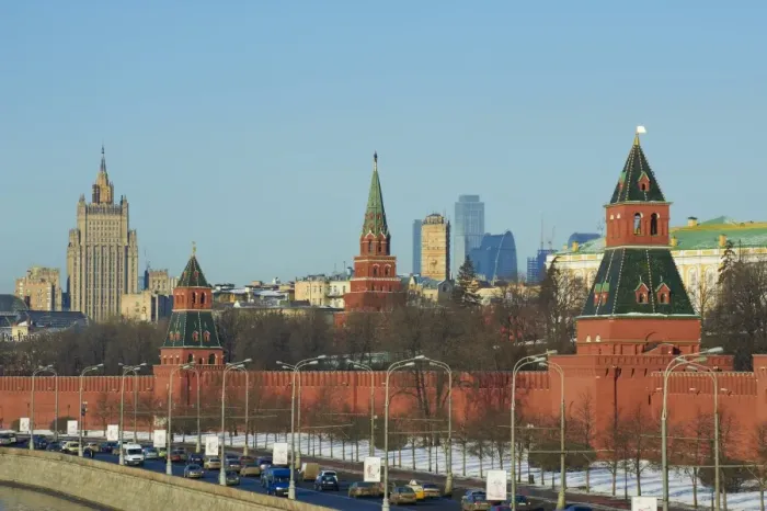 Framed Print : The Kremlin Wall and the business center, Moscow, Russia, Europe Framed Print : The Kremlin Wall and the business center, Moscow, Russia, Europe
