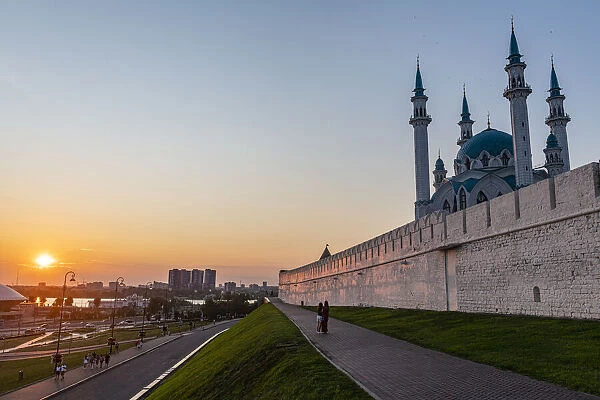 Kul Sharif Mosque in the Kremlin at sunset, UNESCO World Heritage Site, Kazan