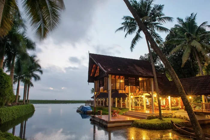 Framed Print : Kumarakom Lake Resort hotel, Kerala state, South India, Asia Framed Print : Kumarakom Lake Resort hotel, Kerala state, South India, Asia
