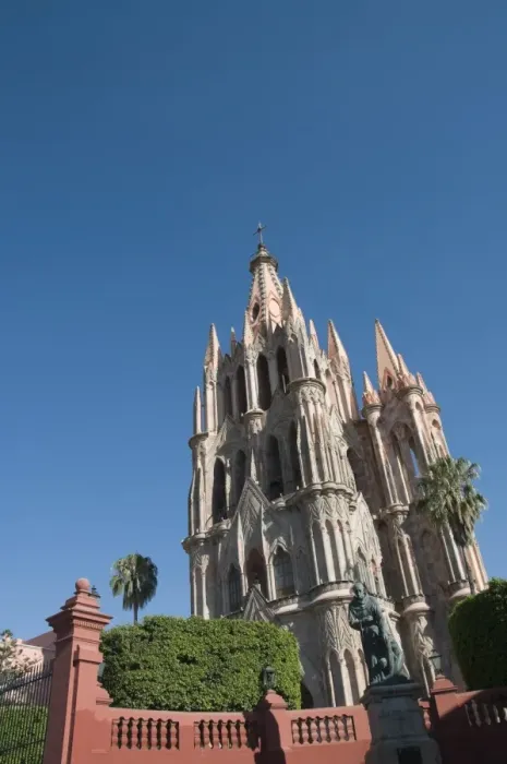 Framed Print : La Parroquia, church notable for its fantastic Neo-Gothic exterior, San Miguel de Allende Framed Print : La Parroquia, church notable for its fantastic Neo-Gothic exterior, San Miguel de Allende