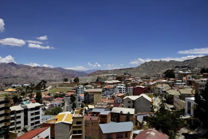 Framed Print : La Paz, Bolivia, South America Framed Print : La Paz, Bolivia, South America