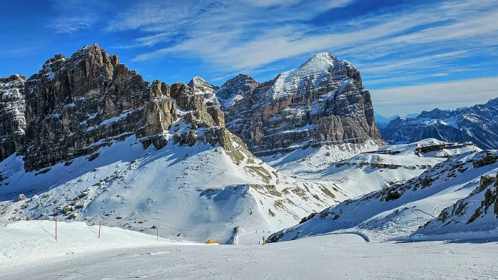 Framed Print : Lagazuoi mountain ski slope, Dolomites, Italy Framed Print : Lagazuoi mountain ski slope, Dolomites, Italy