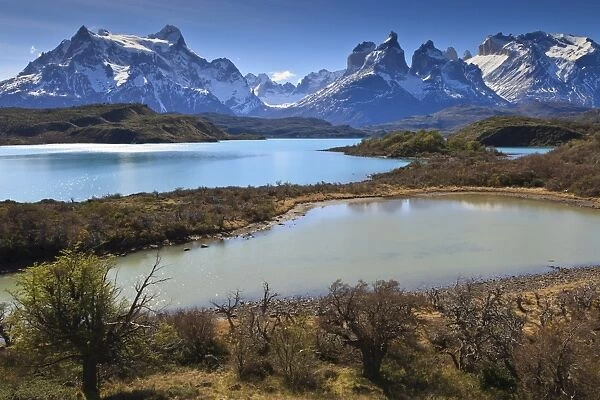 Lago Pehoe and Cordillera del Paine in late afternoon, Torres del Paine National Park, Patagonia, Chile, South America