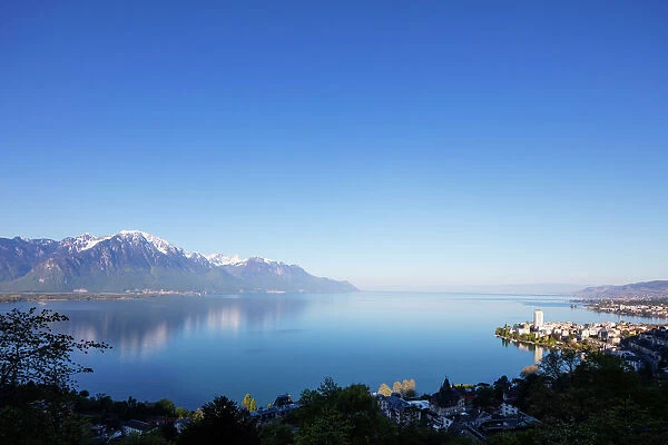 Lake Geneva (Lac Leman), Montreux, Vaud, Switzerland, Europe