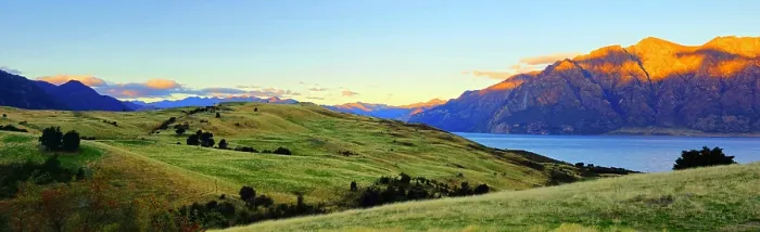 Framed Print : Lake Hawea, South Island, New Zealand Framed Print : Lake Hawea, South Island, New Zealand