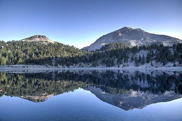Lake Helen and Mount Lassen, 3187 meters, in the background, Lassen Volcanic National Park, California, United States of America, North America
