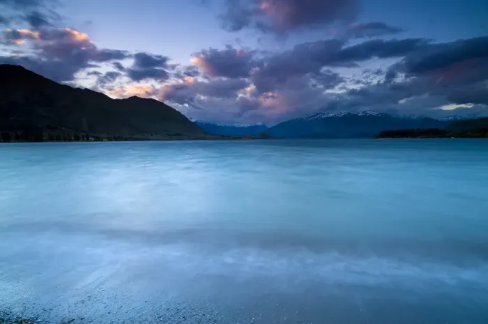 Framed Print : Lake Wanaka, Central Otago, South Island, New Zealand, Pacific Framed Print : Lake Wanaka, Central Otago, South Island, New Zealand, Pacific