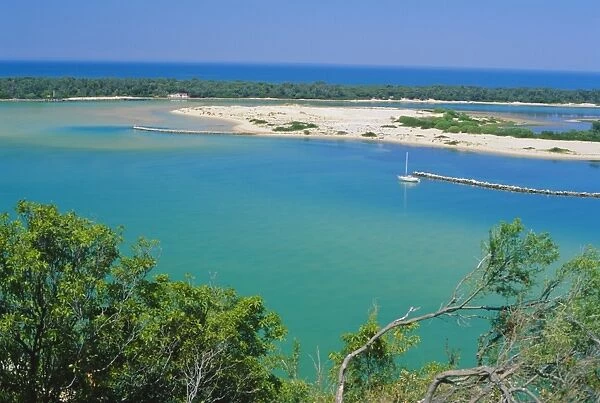 Lakes Entrance, the seamouth of the Lakes District, Australias largest inland waterway on the coast of Gippsland in east of the state
