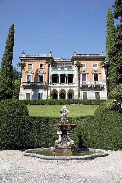 Lakeside villa, Cadenabbia, Lake Como, Lombardy, Italian Lakes, Italy, Europe