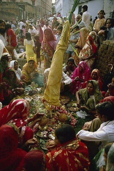 Lakshmi Puja, festival celebrating Lakshmi, the goddess of wealth and beauty, India, Asia