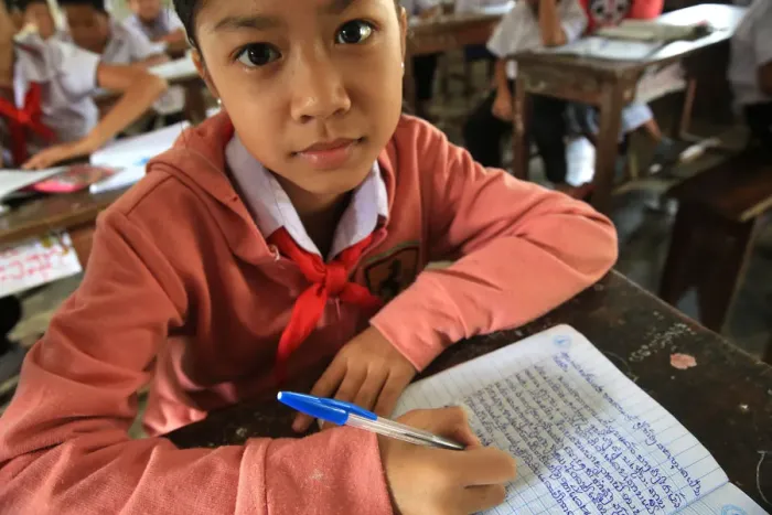 Framed Print : Laotian schoolgirl, Elementary School, Vieng Vang, Laos, Indochina, Southeast Asia, Asia