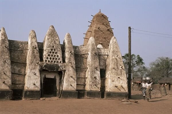 Larabanga Mosque, reputedly the oldest building in Ghana, Ghana, West Africa, Africa