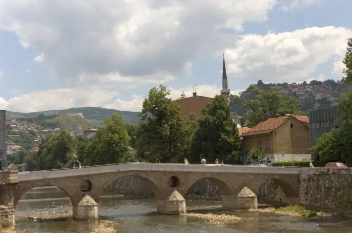 Framed Print : The Latin Bridge (Latinska cuprija), across the River Miljacka, Sarajevo Framed Print : The Latin Bridge (Latinska cuprija), across the River Miljacka, Sarajevo
