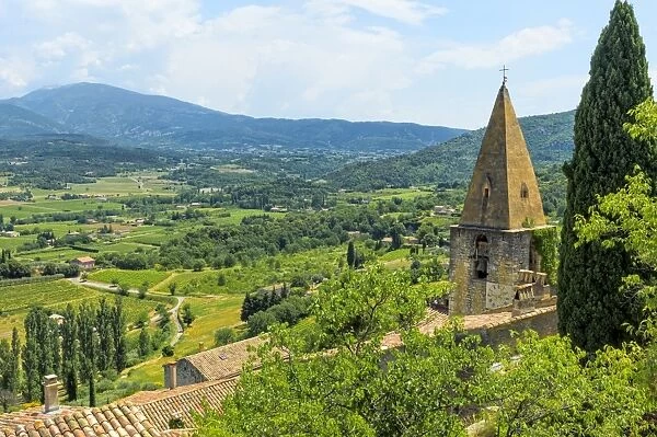 Le Crestet village, Vaucluse, Provence Alpes Cote d Azur region, France, Europe