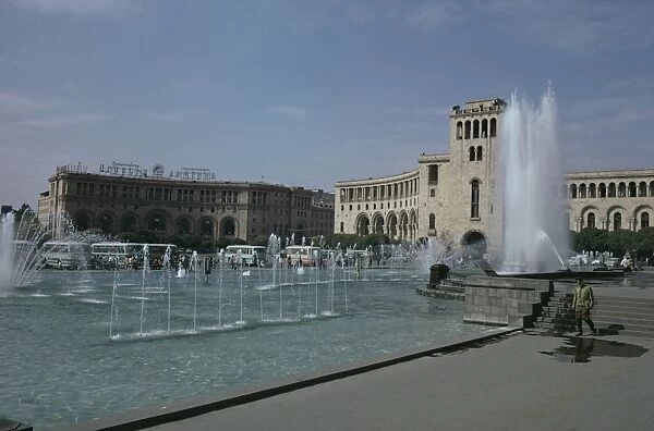 Lenin Square, Erevan, Armenia, Caucasus, Central Asia, Asia