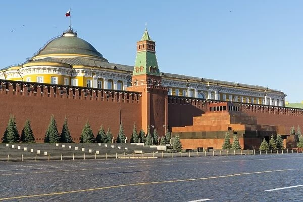 Lenins Tomb and the Kremlin Walls, Red Square, UNESCO World Heritage Site, Moscow