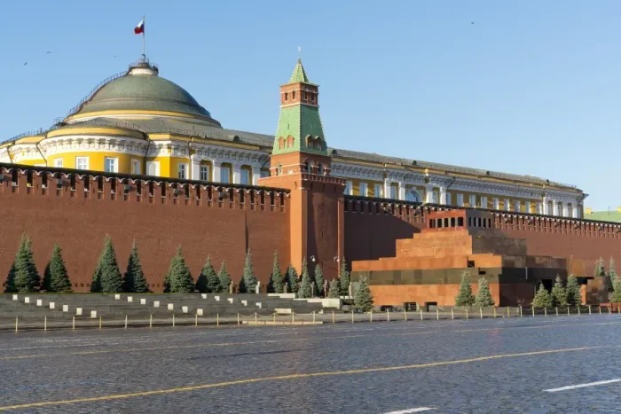 Framed Print : Lenins Tomb and the Kremlin Walls, Red Square, UNESCO World Heritage Site, Moscow Framed Print : Lenins Tomb and the Kremlin Walls, Red Square, UNESCO World Heritage Site, Moscow