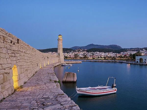 Lighthouse at the Old Venetian Port, dusk, City of Rethymno, Rethymno Region, Crete, Greek Islands, Greece, Europe