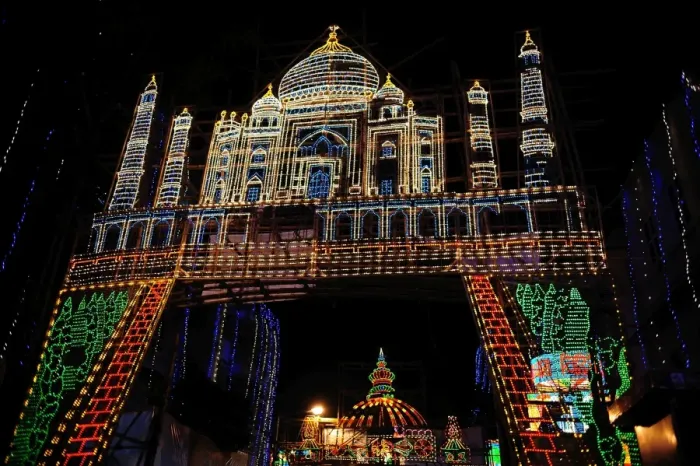Framed Print : Lighting arrangements depicting the Taj Mahal, Kolkata, West Bengal, India, Asia Framed Print : Lighting arrangements depicting the Taj Mahal, Kolkata, West Bengal, India, Asia