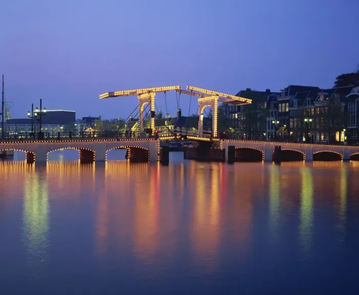 Framed Print : Lights on the Magere Brug (Skinny Bridge) Framed Print : Lights on the Magere Brug (Skinny Bridge)