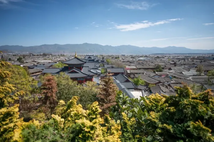Framed Print : Lijiang Old Town with Mufu (Mu Residence) (Wood Mansion), Lijiang, Yunnan, China, Asia Framed Print : Lijiang Old Town with Mufu (Mu Residence) (Wood Mansion), Lijiang, Yunnan, China, Asia