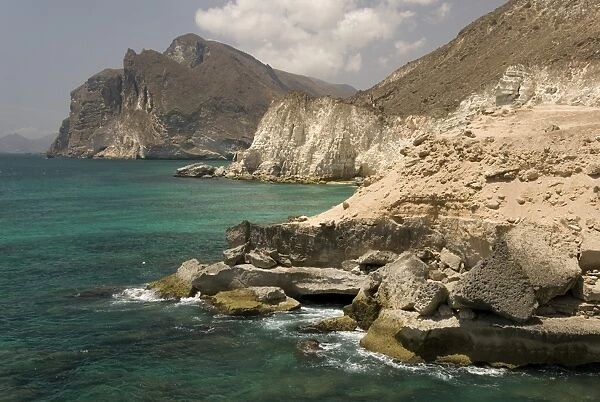 The limestone coast of southern Oman, Mughsayl, Salalah, Dhofar, Oman, Middle East