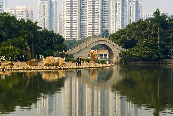 Litchi Park Bridge, Shenzhen Special Economic Zone (SEZ), Guangdong, China, Asia