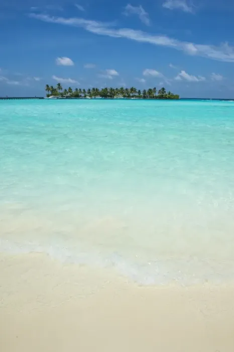 Framed Print : Little island in the turquoise water, Sun Island Resort, Nalaguraidhoo island, Ari atoll Framed Print : Little island in the turquoise water, Sun Island Resort, Nalaguraidhoo island, Ari atoll