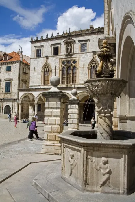 Framed Print : Little Onofrios Fountain, Luza Square, Dubrovnik, Dalmatia, Croatia, Europe Framed Print : Little Onofrios Fountain, Luza Square, Dubrovnik, Dalmatia, Croatia, Europe