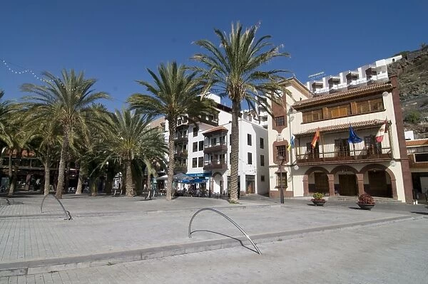Little square in front of colonial buildings, San Sebastian de la Gomera