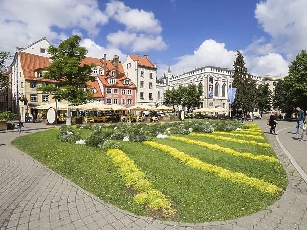 Livu Square with Great and Small Guild Halls, Riga, Latvia, Baltic States, Europe