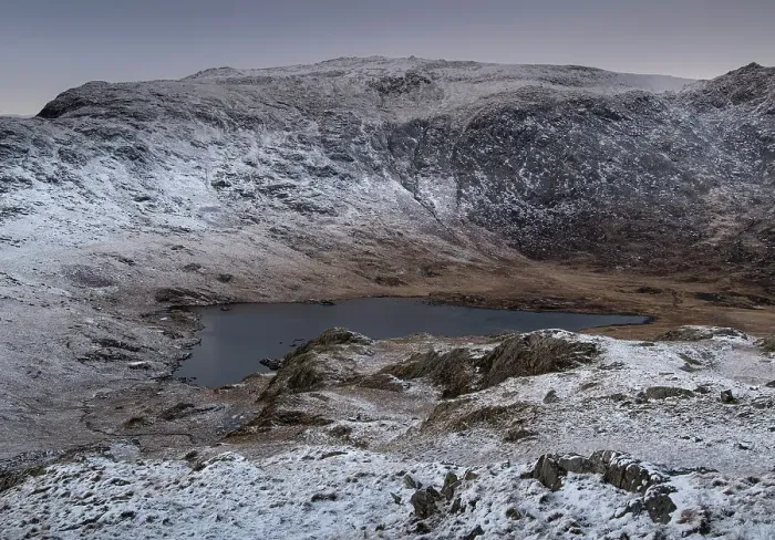 Framed Print : Llyn Cwmffynnon and Glyder Fawr from Moel Berfedd in winter, Snowdonia National Park (Eryri), North Wales, United Kingdom, Europe Framed Print : Llyn Cwmffynnon and Glyder Fawr from Moel Berfedd in winter, Snowdonia National Park (Eryri), North Wales, United Kingdom, Europe